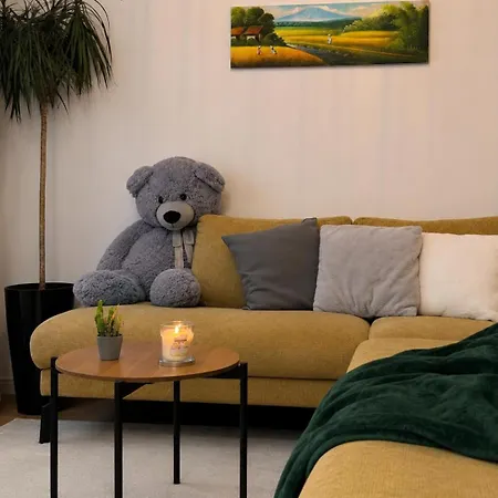 Peaceful 2Br Mezaparks Stay With Free Parking Appartement *