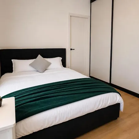 Peaceful 2Br Mezaparks Stay With Free Parking Appartement