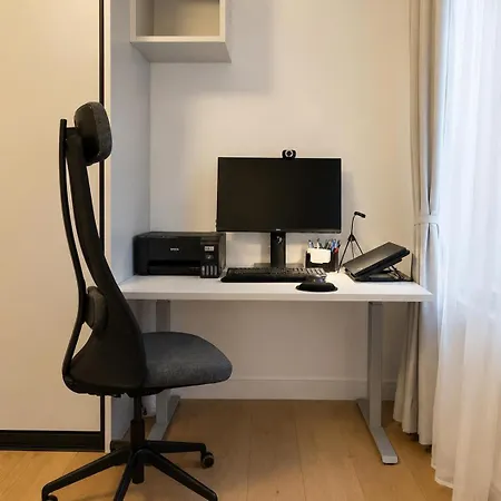 Peaceful 2Br Mezaparks Stay With Free Parking Riga